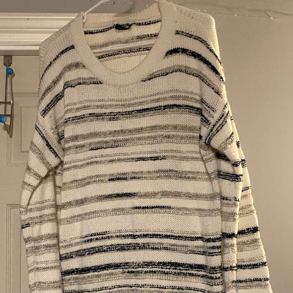 CALVIN KLEIN STRIPED SWEATER
